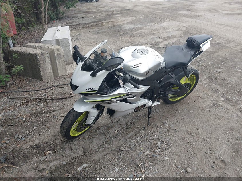 2017 YAMAHA YZFR6 — zdjęcie 2