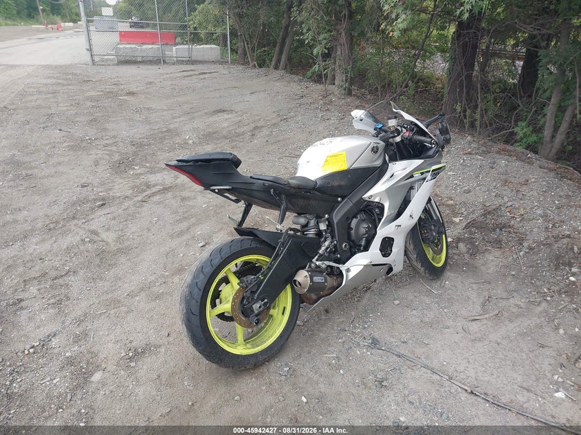 2017 YAMAHA YZFR6 — zdjęcie 4