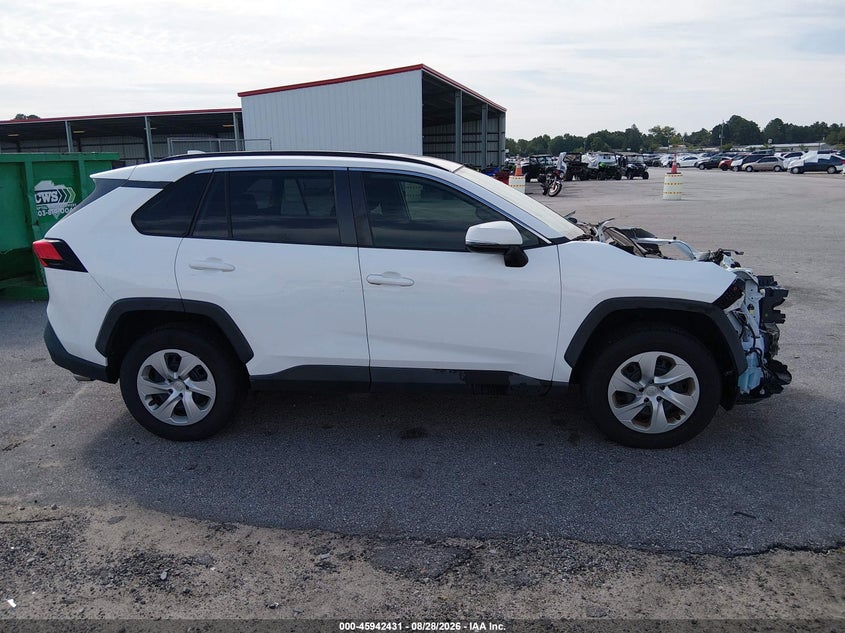 TOYOTA RAV4 - zdjęcie 13