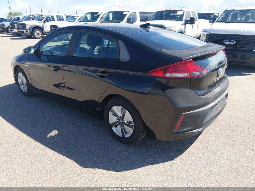 2018 HYUNDAI IONIQ HYBRID auction photo 3