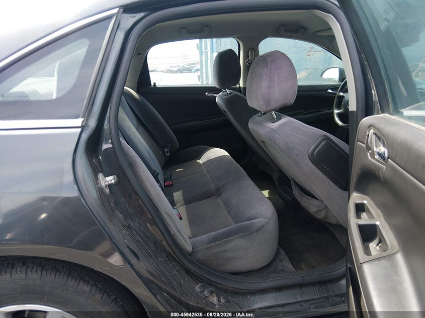 2013 CHEVROLET IMPALA auction photo 8