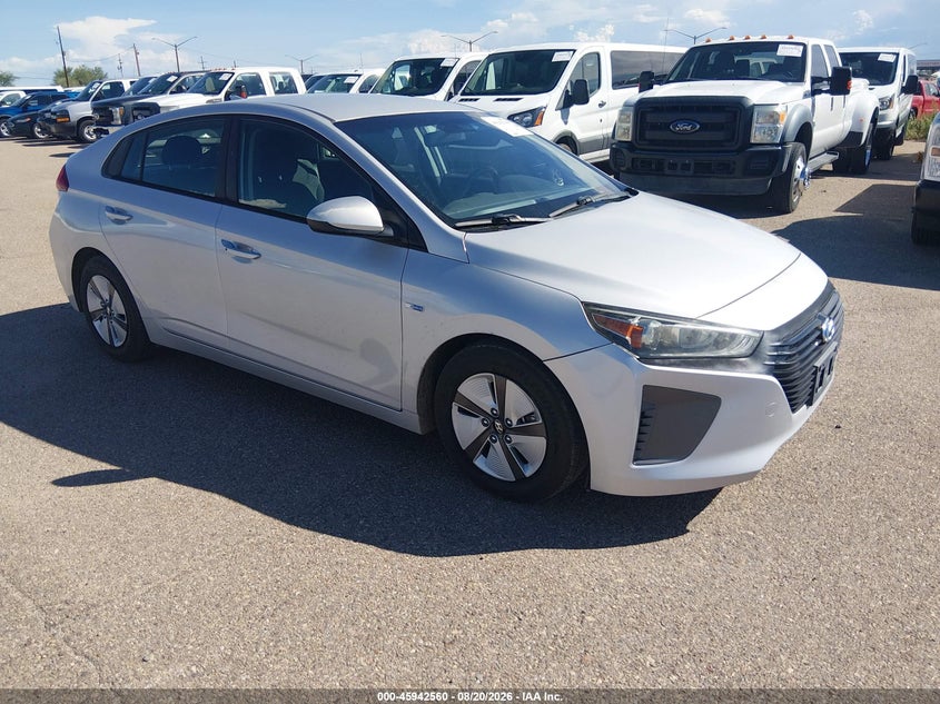 2018 HYUNDAI IONIQ HYBRID auction photo 1