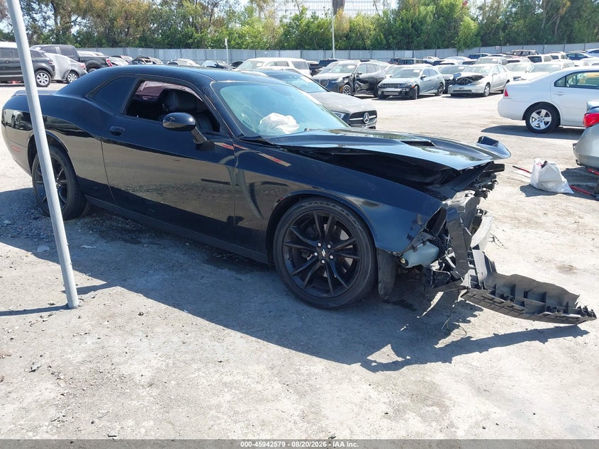 2018 Dodge Challenger Sxt Plus, Wear, IAAI, VIN 2C3CDZAG1JH280594