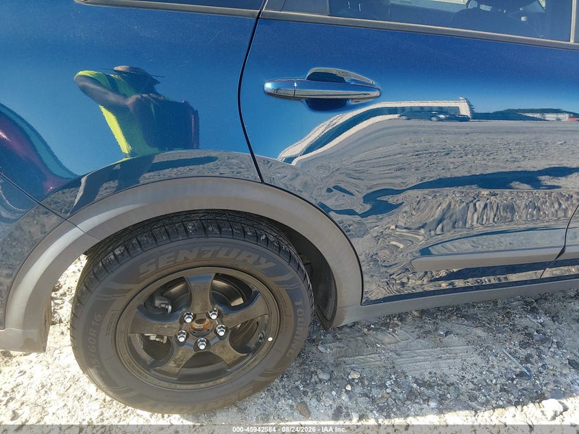 2019 KIA NIRO auction photo 6