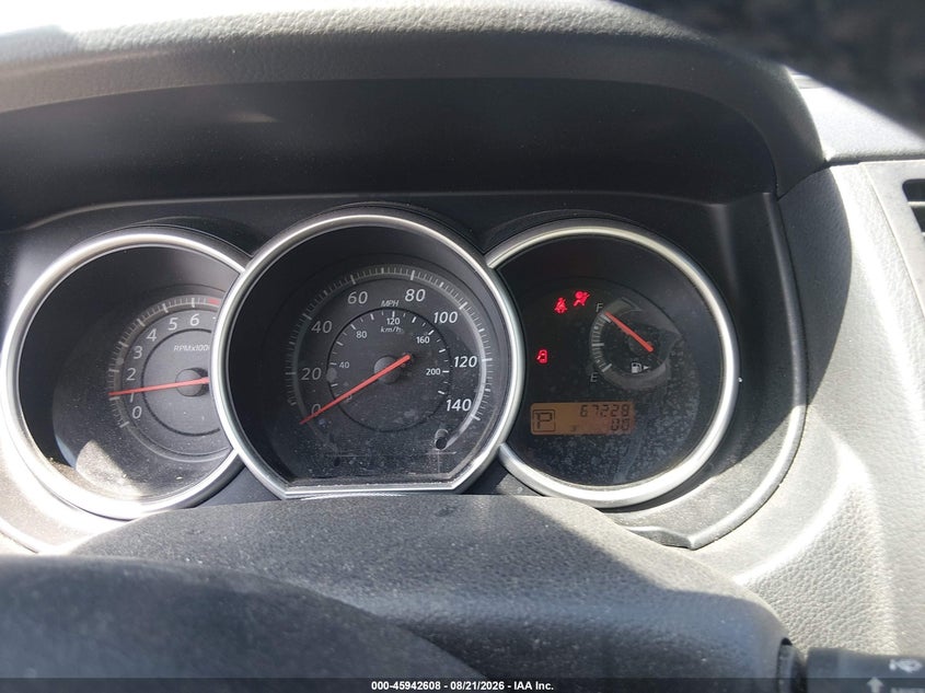 2012 NISSAN VERSA auction photo 7