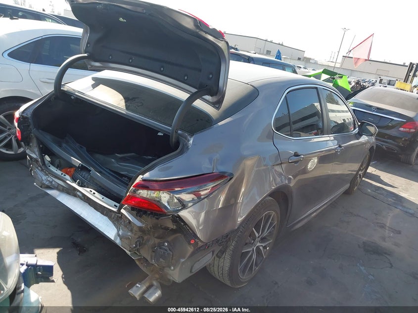 2024 TOYOTA CAMRY auction photo 4
