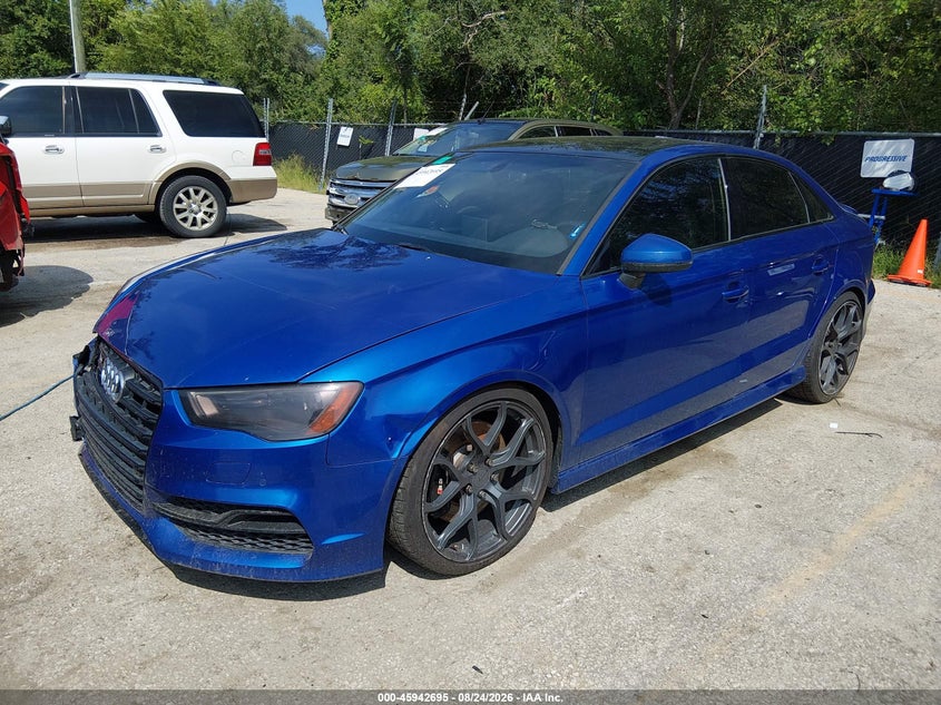 AUDI S3 - zdjęcie 2