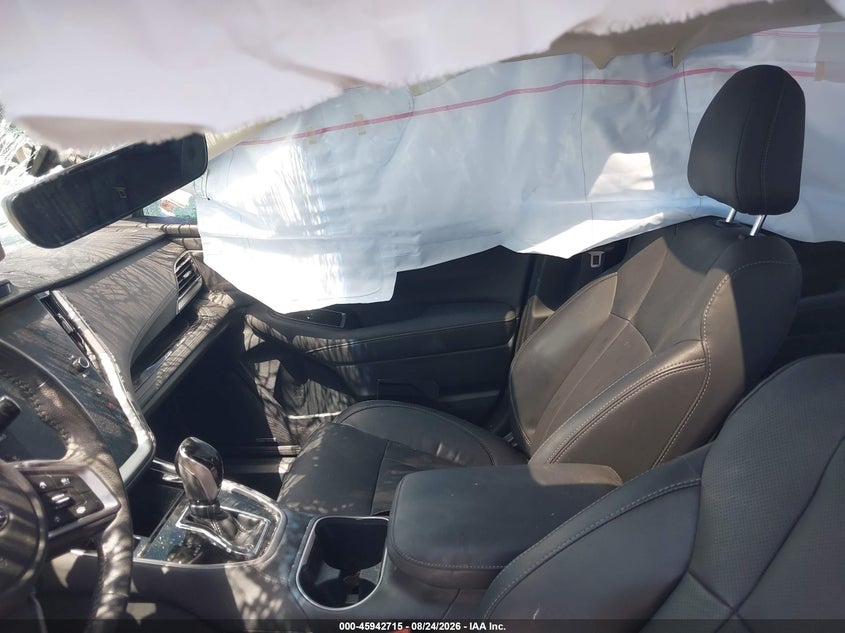 2022 SUBARU LEGACY auction photo 5