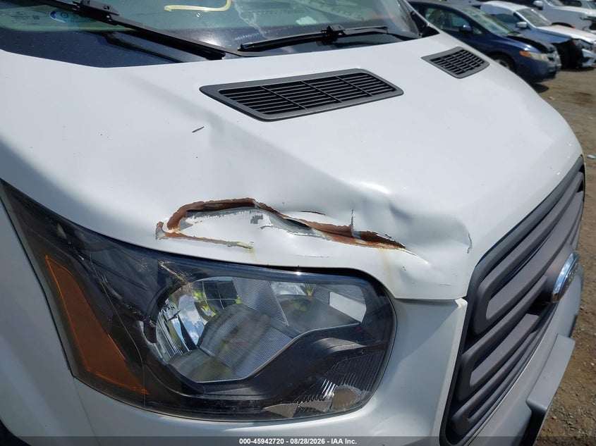 FORD TRANSIT-250 2018 VIN 1FTYR1CM8JKA51037