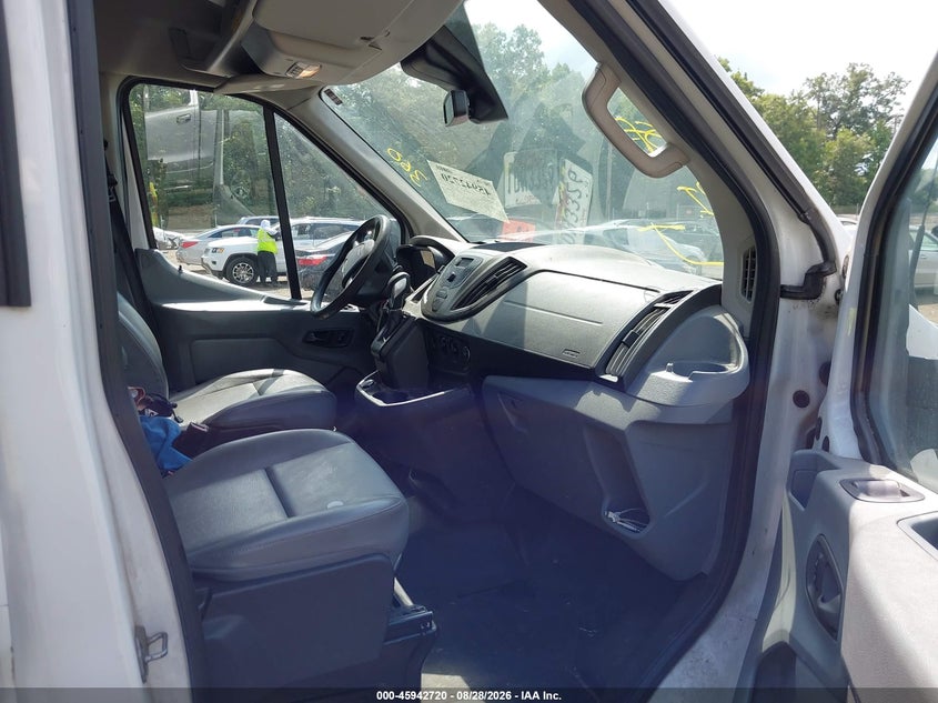 2018 FORD TRANSIT-250 auction photo 5