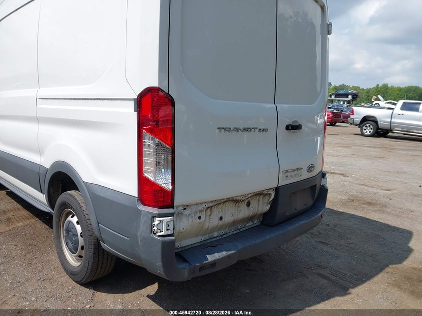 2018 FORD TRANSIT-250 auction photo 6