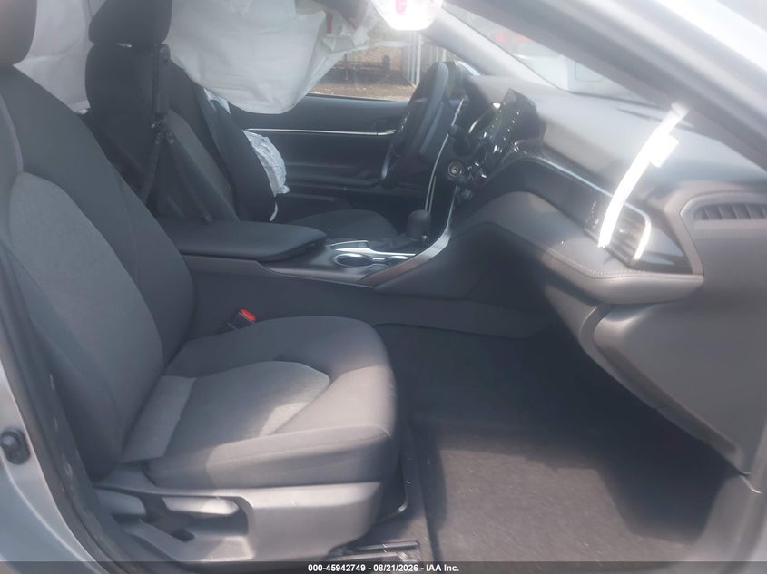 TOYOTA CAMRY - zdjęcie 5