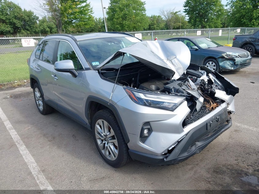 2023 Toyota RAV4 XLE Premium