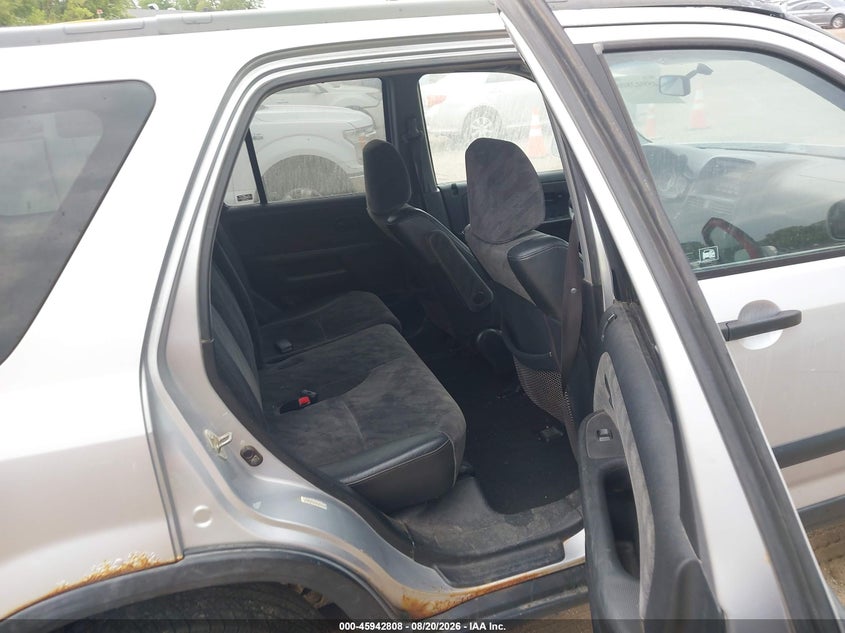2004 HONDA CR-V auction photo 8