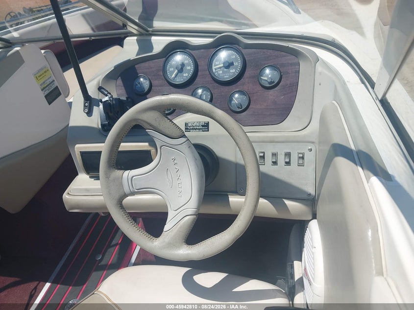 1997 MAXUM 20' auction photo 7