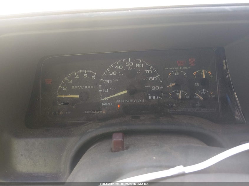 1997 CHEVROLET TAHOE auction photo 7