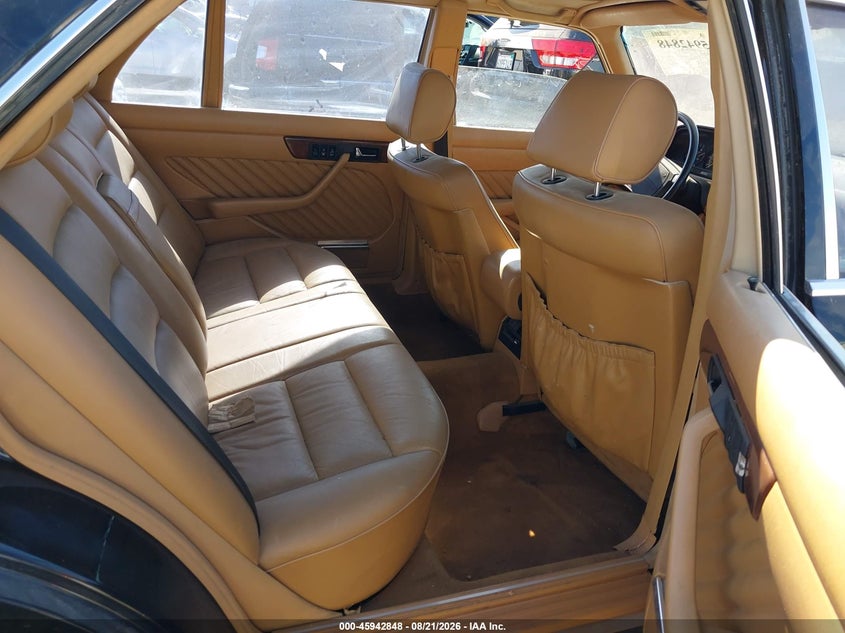 1990 MERCEDES-BENZ 560 auction photo 8
