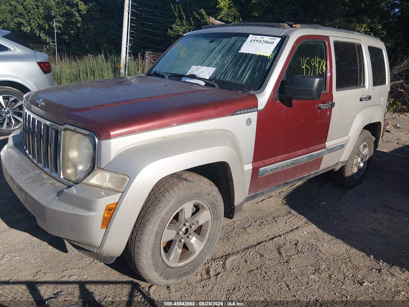 Фото 2 - JEEP LIBERTY