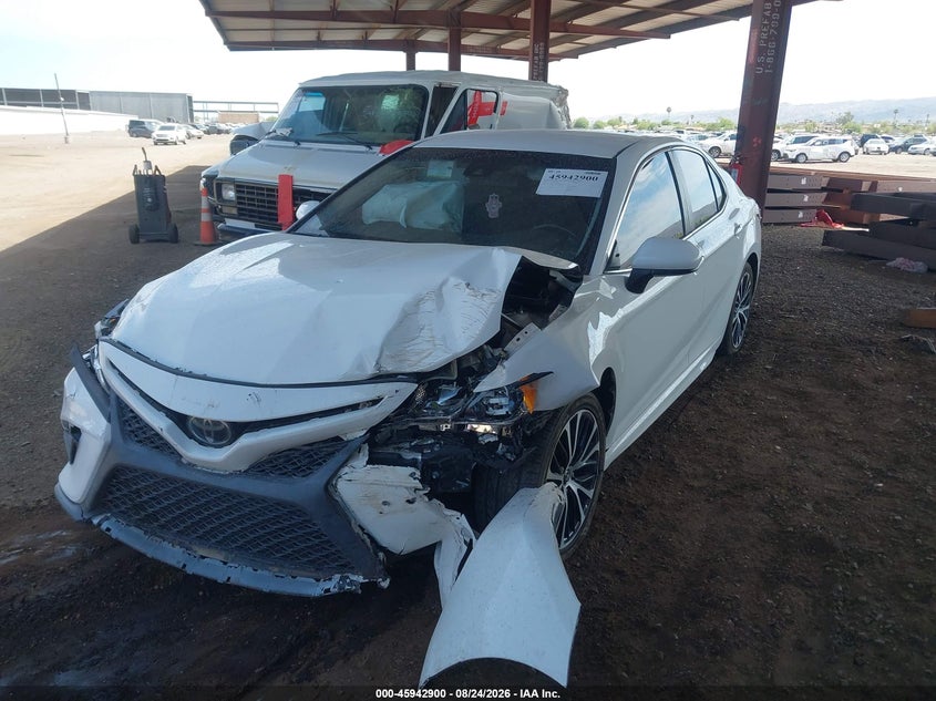 2020 Toyota Camry Se, Normal Wear & Tear, IAAI, VIN 4T1G11AK7LU302427 — photo 2