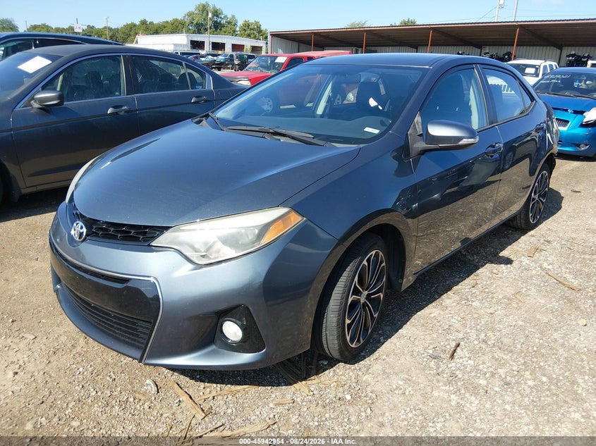 2015 Toyota Corolla, Rear, IAAI, VIN 2T1BURHE6FC390246 — photo 2