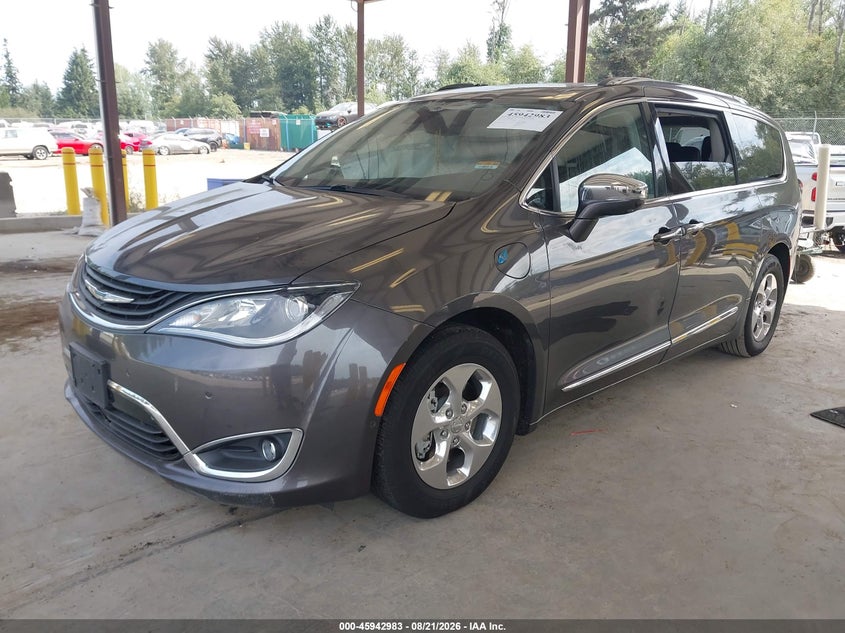 2018 CHRYSLER PACIFICA HYBRID auction photo 2