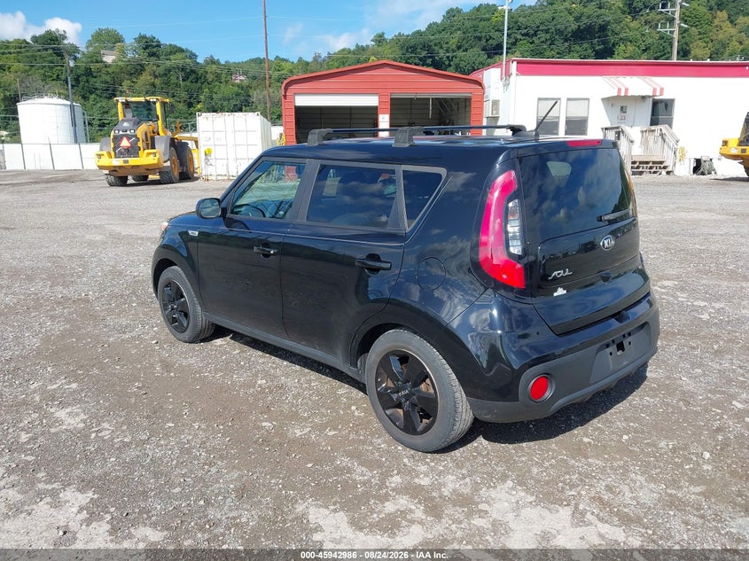 2019 KIA SOUL auction photo 3