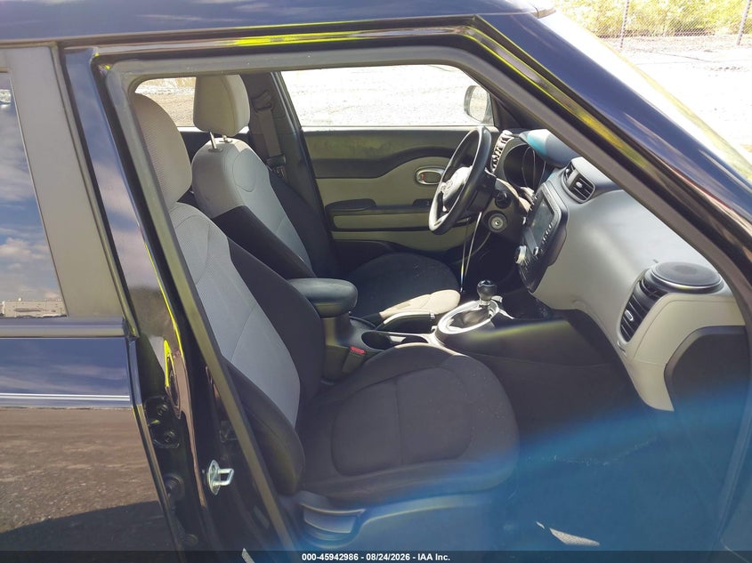 2019 KIA SOUL auction photo 5
