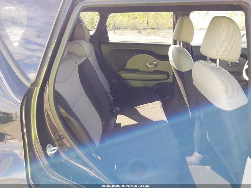2019 KIA SOUL auction photo 8
