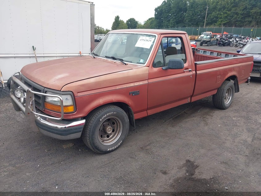 1994 Ford F-150, Левый зад, IAAI, VIN 1FTDF15Y4RNB04513 — фото 2