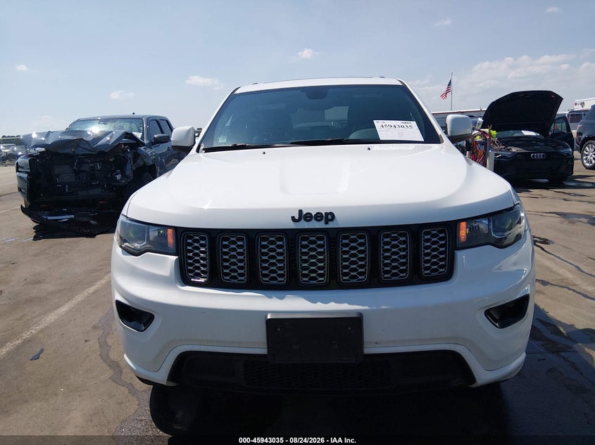 JEEP GRAND CHEROKEE - zdjęcie 13