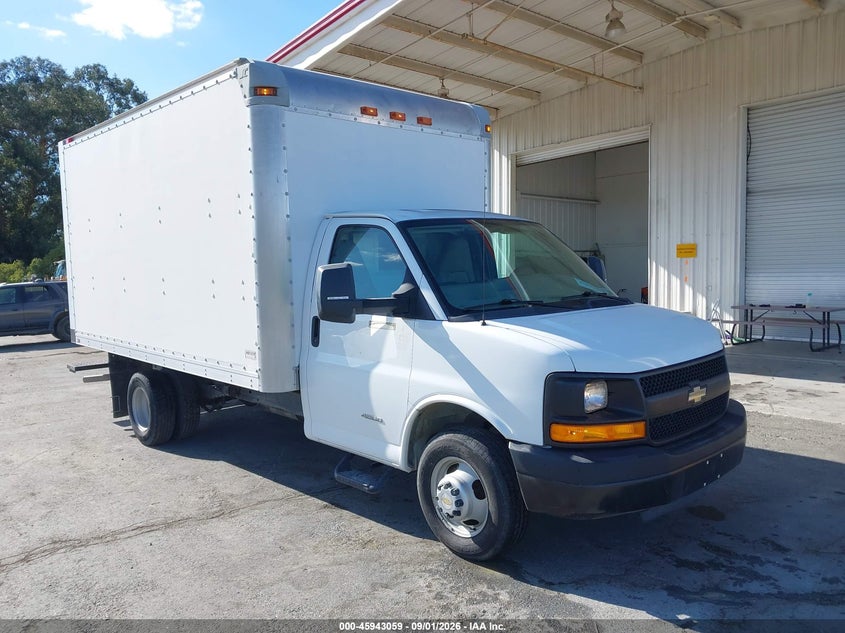 2014 CHEVROLET EXPRESS CUTAWAY auction photo 1