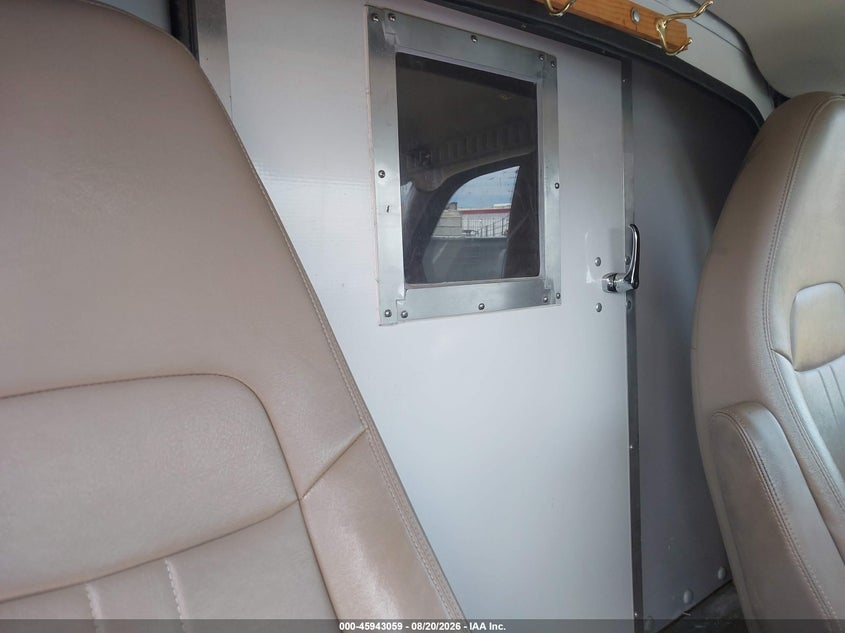 2014 CHEVROLET EXPRESS CUTAWAY auction photo 8