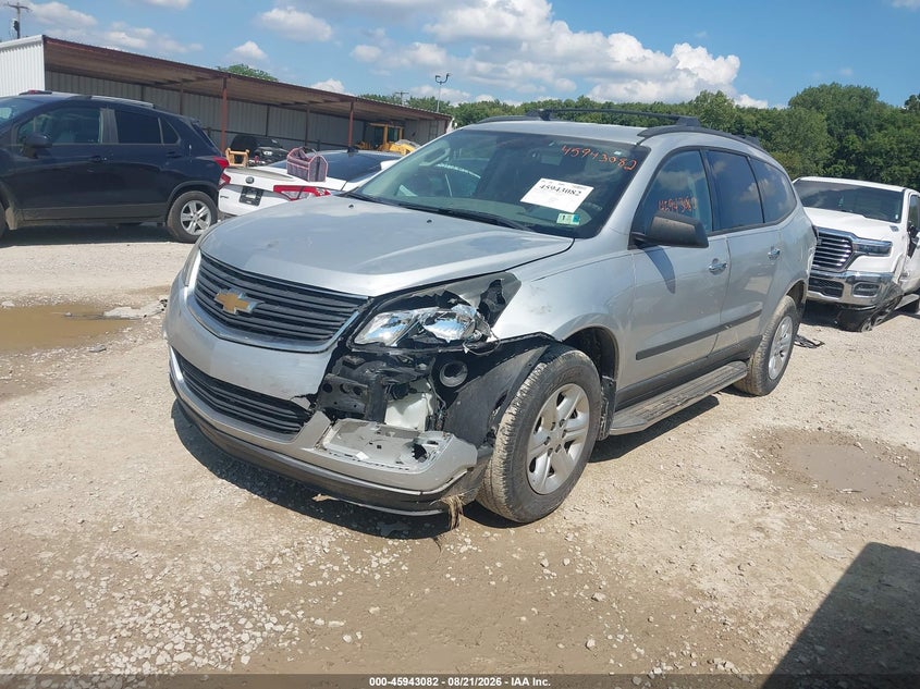 2016 CHEVROLET TRAVERSE auction photo 2