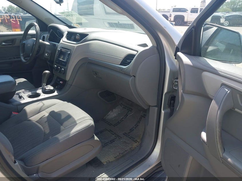 2016 CHEVROLET TRAVERSE auction photo 5