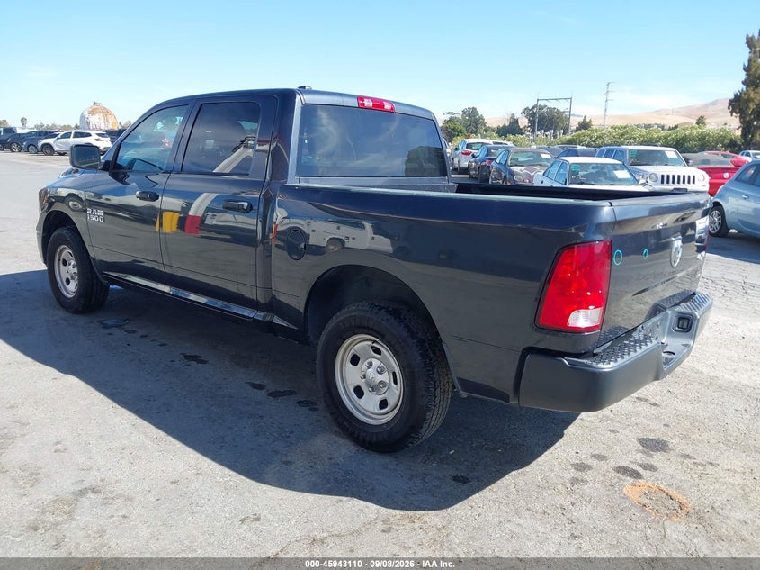 2018 RAM 1500 auction photo 3