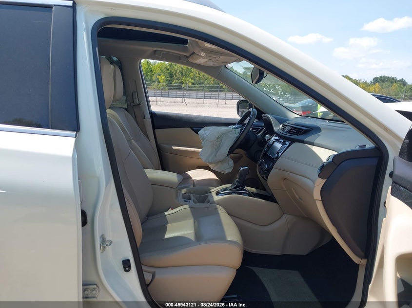 2017 NISSAN ROGUE auction photo 5