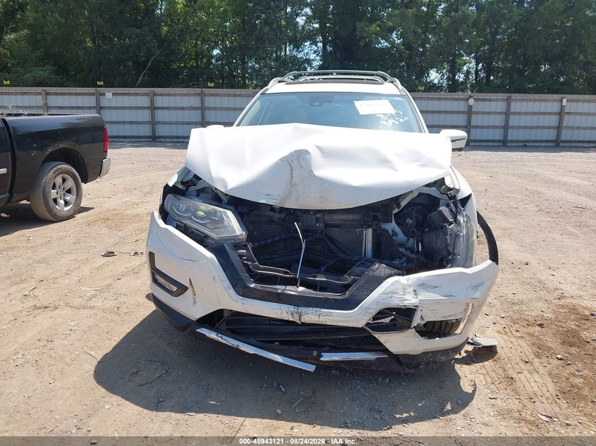 2017 NISSAN ROGUE auction photo 6