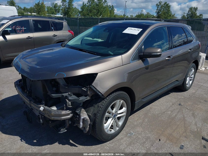 2019 FORD EDGE auction photo 2