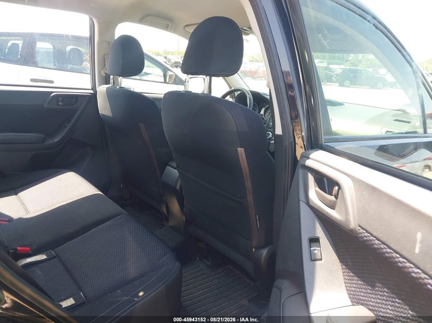 2018 SUBARU FORESTER auction photo 8