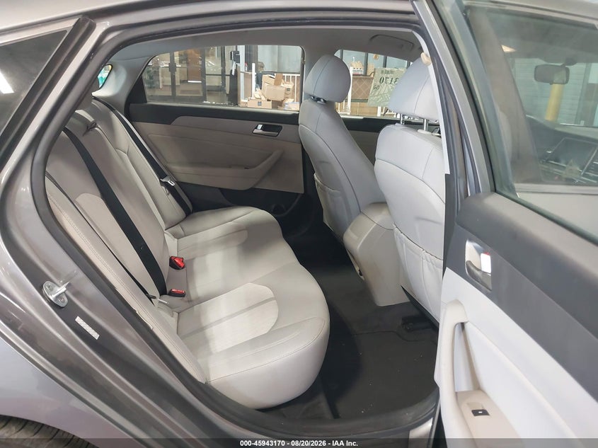 2018 HYUNDAI SONATA HYBRID auction photo 8