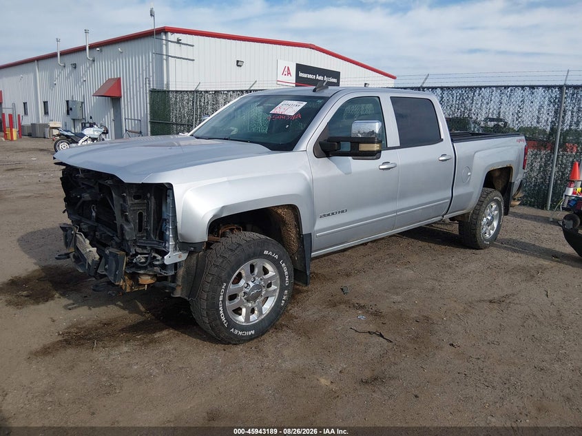 2015 Chevrolet Silverado, Удар спереди, IAAI, VIN 1GC1KVEG0FF615302 — фото 2