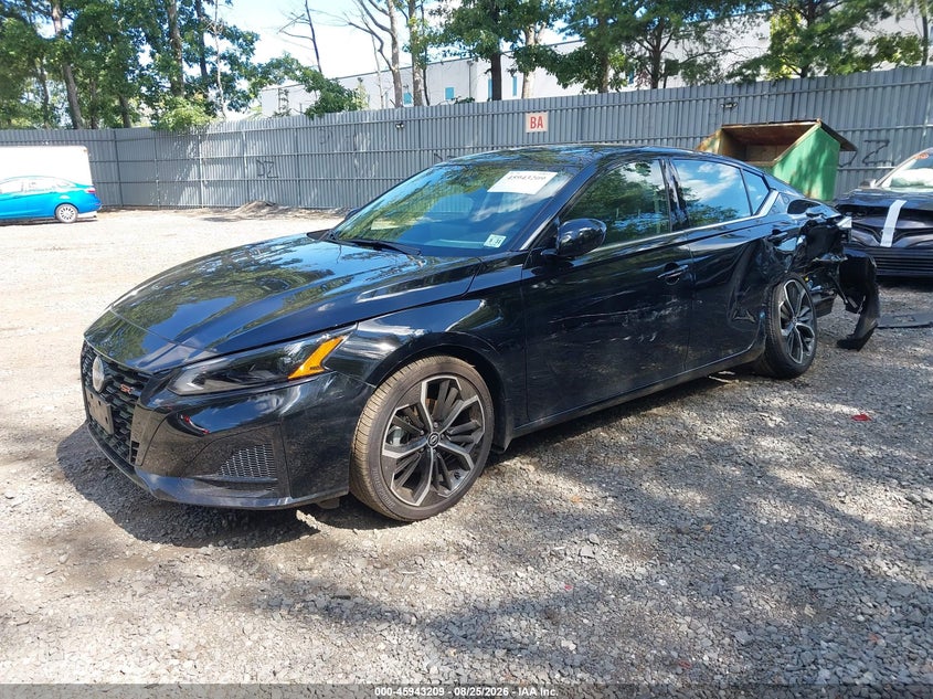 2026 Nissan Altima, Left Side, IAAI, VIN 1N4BL4CV5TN332835 — photo 2