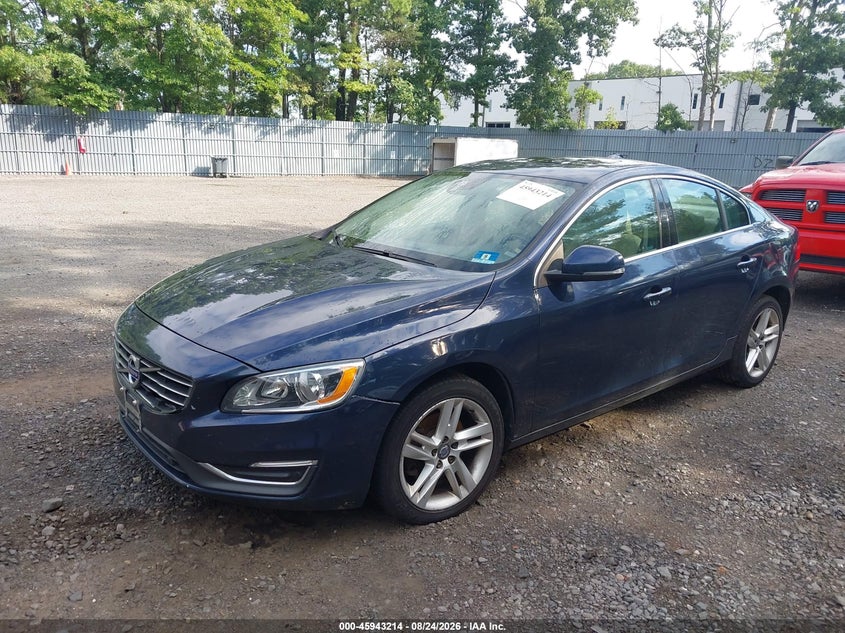 2015 VOLVO S60 auction photo 2