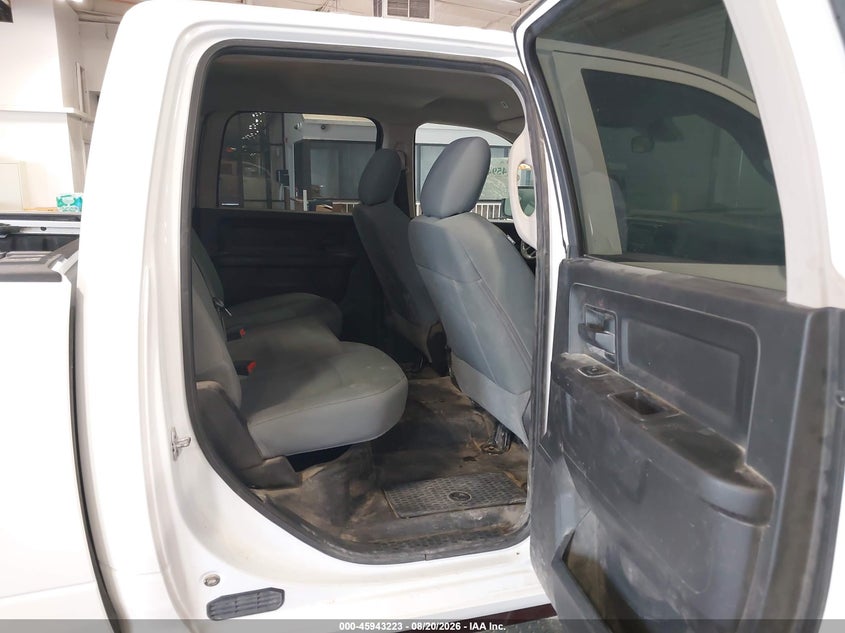 2019 RAM 1500 CLASSIC auction photo 8