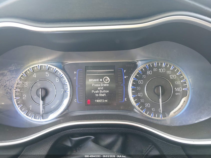 2015 CHRYSLER 200 auction photo 7