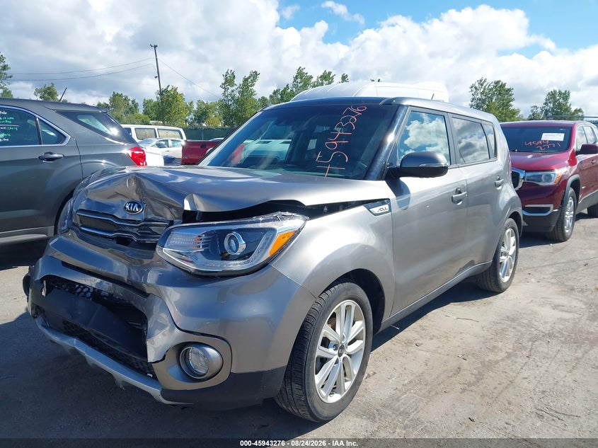 2018 KIA SOUL auction photo 2