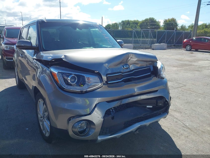 2018 KIA SOUL auction photo 6