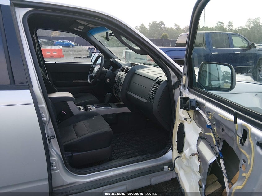 2009 FORD ESCAPE auction photo 5