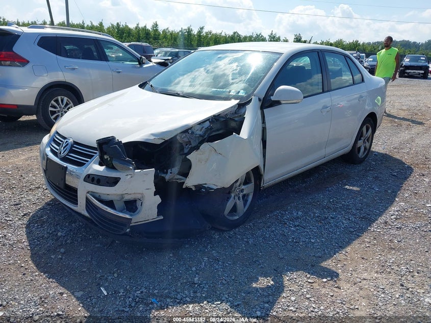 2009 VOLKSWAGEN JETTA auction photo 2