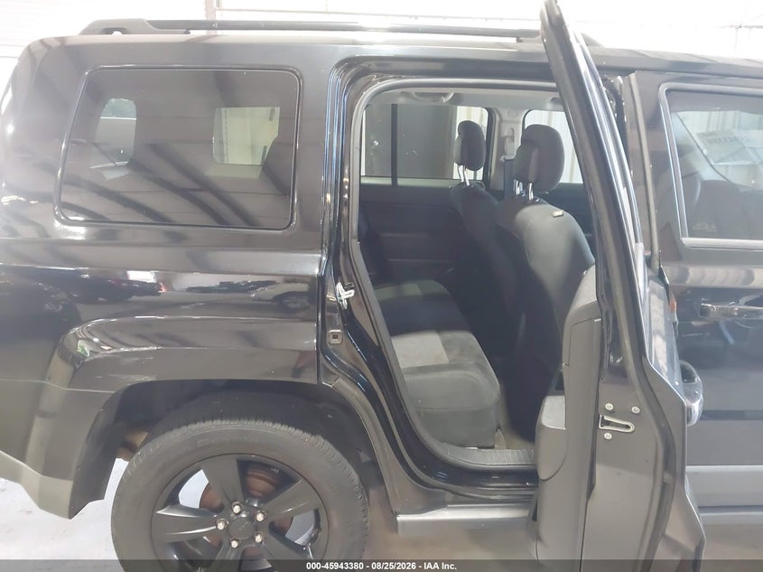 2015 JEEP PATRIOT auction photo 8